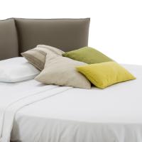 Cuscini di vari formati ideali per abbellire il letto