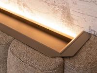 Anche la vaschetta portaoggetti del letto Lounge è attrezzabile con luce a LED opzionale