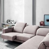 Design versatile e contemporaneo che contraddistingue il divano angolare Kimi
