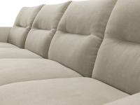 Dettaglio dei cuscini di seduta e schienale del divano Carnaby