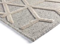 Particolare del tappeto Malaga nella variante Beige-White