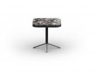 Tavolino da salotto Atrevido nella versione con piano quadrato 50 x 50 cm in ceramica lucida agata black e basamento in metallo verniciato titanio