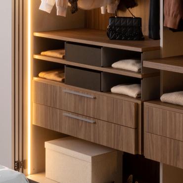Interior equipment for Driver Wide cabinets