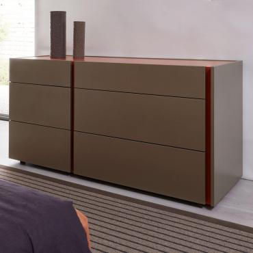 Two-tone throat dresser Cleveland