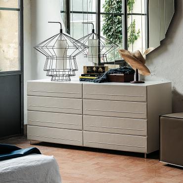 Dyno leather bedroom chest of drawers by Cattelan