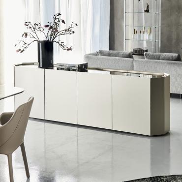 Chelsea double-sided lacquered sideboard by Cattelan, floor sitting model 