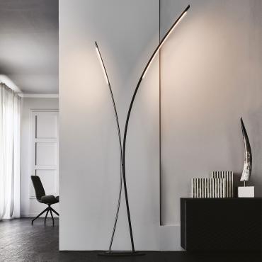 Twin by Cattelan ground lamp with LED lights