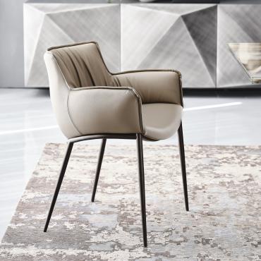 Rhonda by Cattelan upholstered faux leather chair