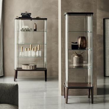 Chantal modern glass showcase by Cattelan