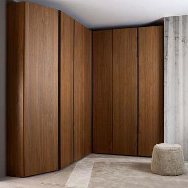 Pacific wardrobe with rounded-off corner