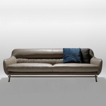 Venice vintage design leather sofa