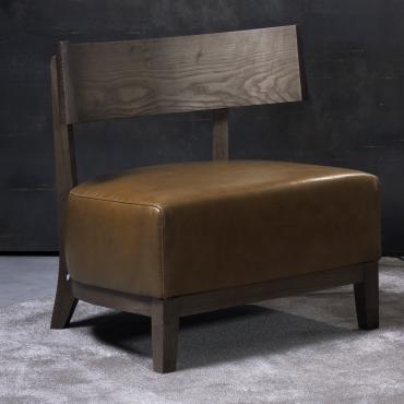 Kandy armchair in ash solid wood with customizable covers