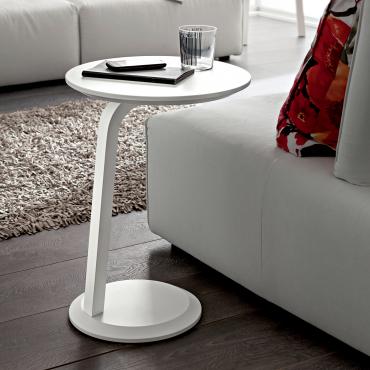 Percival lacquered round end table with rounded base and slightly curved structure