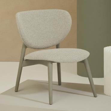 Poltrona con struttura in legno Jewel