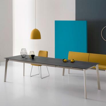 Shield extending table for open spaces