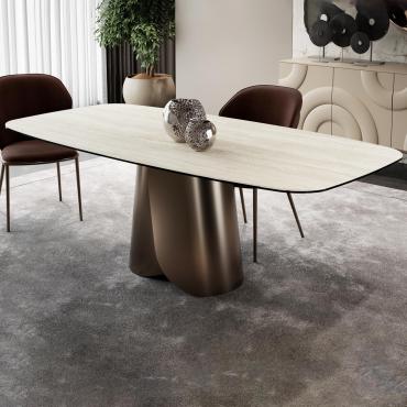 Table with central folded metal base Miles