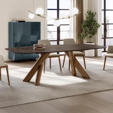 Palladium wooden cross-legged table