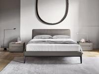 Idaho upholstered bed with metal base