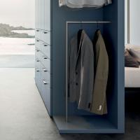 Wide range of finishes and several models of handles available