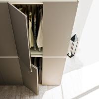 Level seasonal wardrobe with recess grip, available in many melamine and lacquered finishes