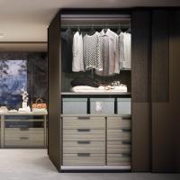 Modules belonging to Cubik wardrobe can be equipped with a wide range of interior fittings to be found at the bottom of the page