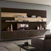 Plan wall unit equipped with cabinets with big drawers