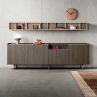 Wooden sideboard with open compartment Kaen. In transparent glass, hinged and drop-down doors and deep drawers, in fashion wood oak 029 Dormeuse