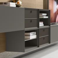 Wall unit with Plan Square storage equipped with leather drawers and glass shelves