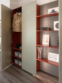 Detail of the hallway closet Plan Dove with bar for clothes