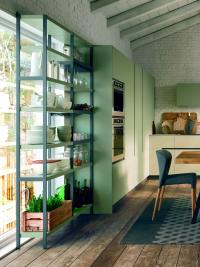 London pantry shelving unit in a linear layout, contemporarly style matches funtionalitymporaneo e funzionalità