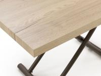 Detail of the oak halifax natural melamine top, practical and resistant