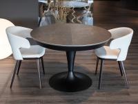 Elio round table with diameter 120 cm suitable when extended for 8 people