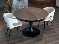 Elio round table with top in ceramic Fokos Piombo and black matt lacquer