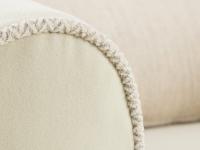 Detail of the outline matching the lumbar cushion
