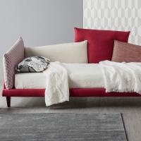 Picabia is a modern design single bed by Bonaldo with 4 structural cushions that compose the headboard and the wall side of the bed. Its slim bed frame comes equipped with tall feet