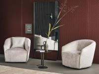 Leather armchair Bodo with swivel base by Bonaldo in two variants of material