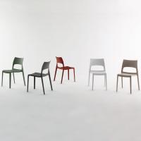 Colourful kitchen plastic chair Idole by Bonaldo in polypropylene in various colours
