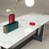Detail of the precious look rectangular top in glossy calacatta marble ceramic stone, perfect as alternative to real Calacatta marble