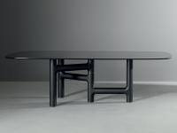 Pivot Table in dark shades thanks to the smoked glass and the charcoal ash base