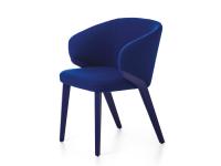 Armchair Matilde covered in cornflower blue fabric with matching lacquered RAL legs