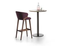 High-back bar stool with armest Matilde