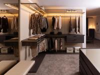 Horizon Lounge walk-in closet with shelves and coat rack, available with shelves and floor panel in two depths