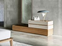 Modular chest of drawers Raiki Plus with asymmetric elements - Pleasant contrasting combination of finishes between the ombra matt lacquer of the upper fronts and canaletto walnut wood veneer of the lower unit