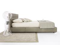 Cipro rug combined with Super Capitonnè bed and Edi lamp