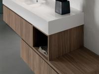 The Atlantic / Frame open base unit can also be positioned at the end of a bathroom composition