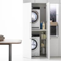 90cm column cupboard for storing washing machine and dryer. Optional set of 3 baskets.