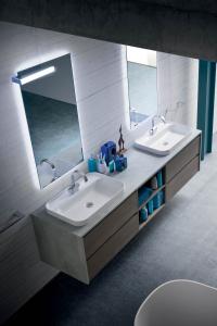 N49 - Atlantic 2-drawers double bathroom vanity - top view