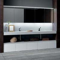 Large shelf in glossy-white mineralguss with double washbasin and Millenium siphon