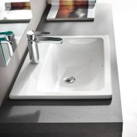 Close up of the built-in countertop mod. S20 washbasin in glossy white ceramic