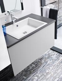 Atlantic bathroom cabinet with Smart built-in washbasin in matt white Tekor
